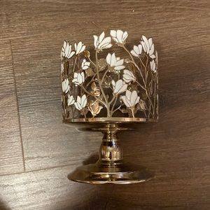Bath and Body Works candle holder
